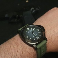 Panerai PAM02121